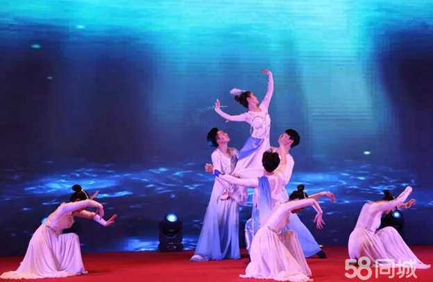 點亮慶典，演繹精彩——本地專業(yè)演藝團一站式慶典服務(wù)指南